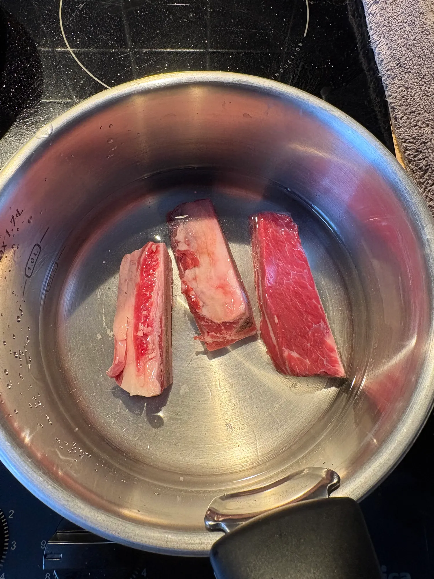 Pho z proszkiem Pho Netto z dodatkiem cienko pokrojonego mięsa - step 1